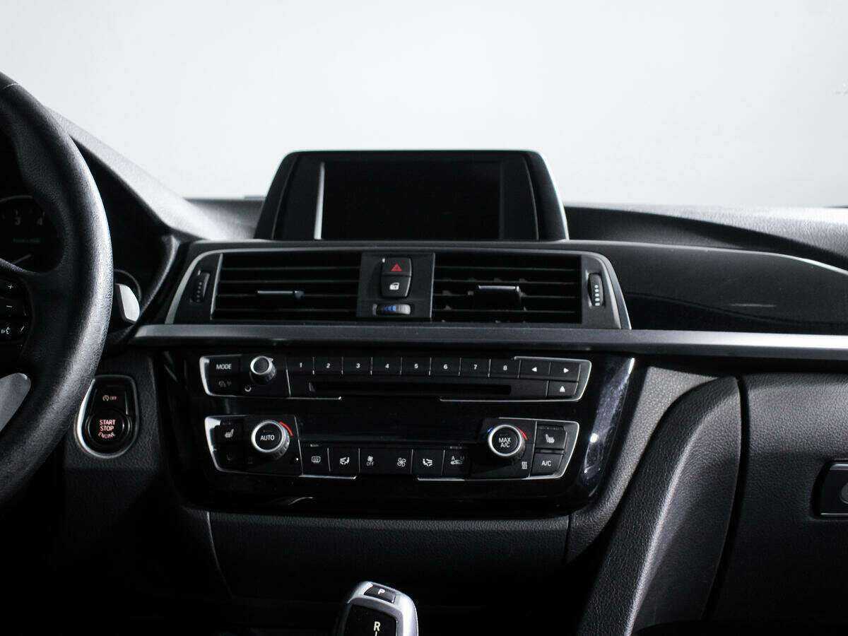 БМВ 3 серии б/у, 2017, Автоматическая. Фото: #11