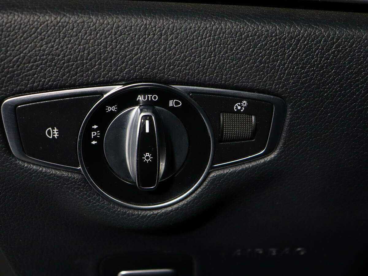 Мерседес-Бенц Е-Класс б/у, 2019, Автоматическая. Фото: #16