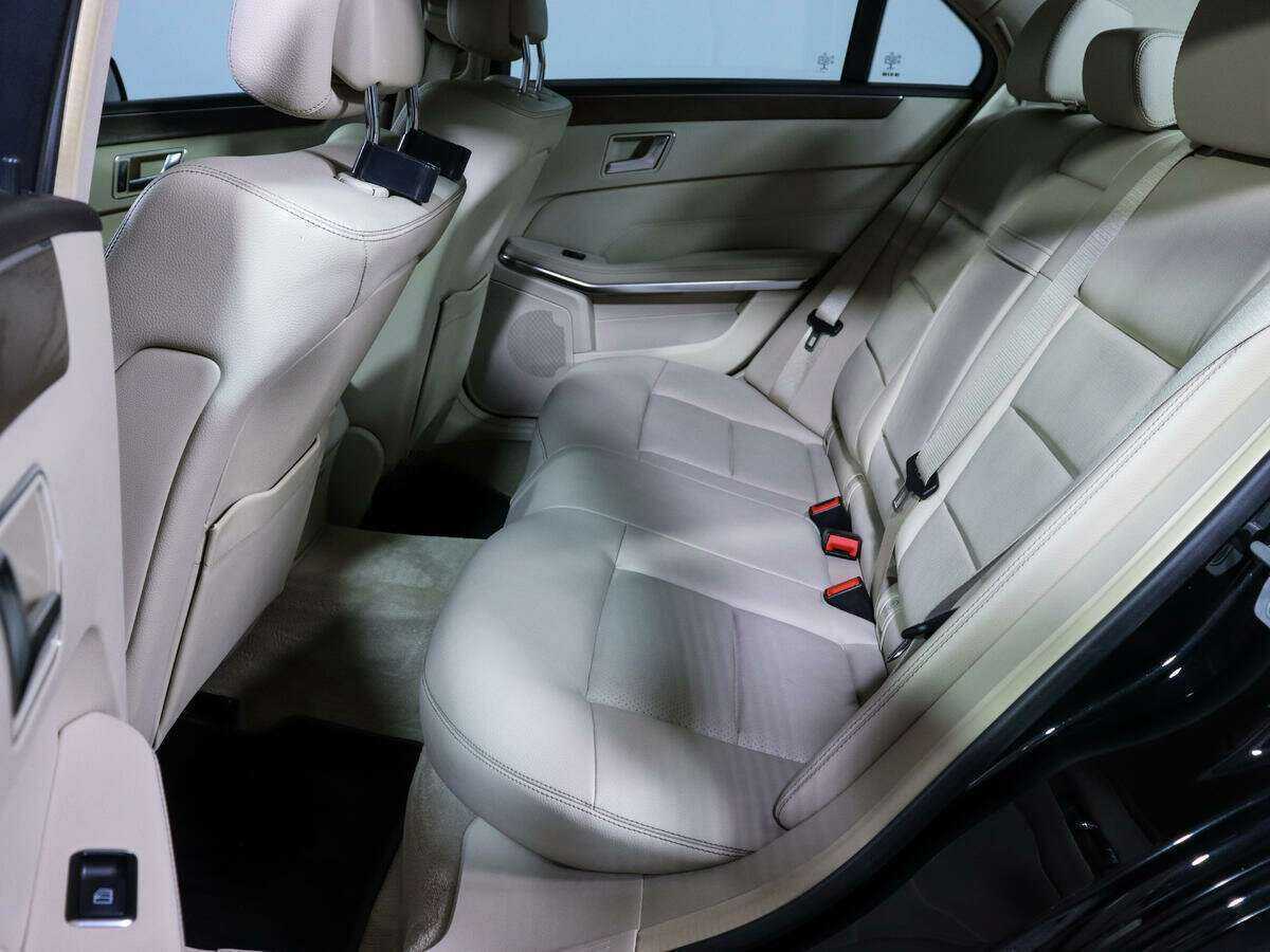 Мерседес-Бенц Е-Класс б/у, 2015, Автоматическая. Фото: #7