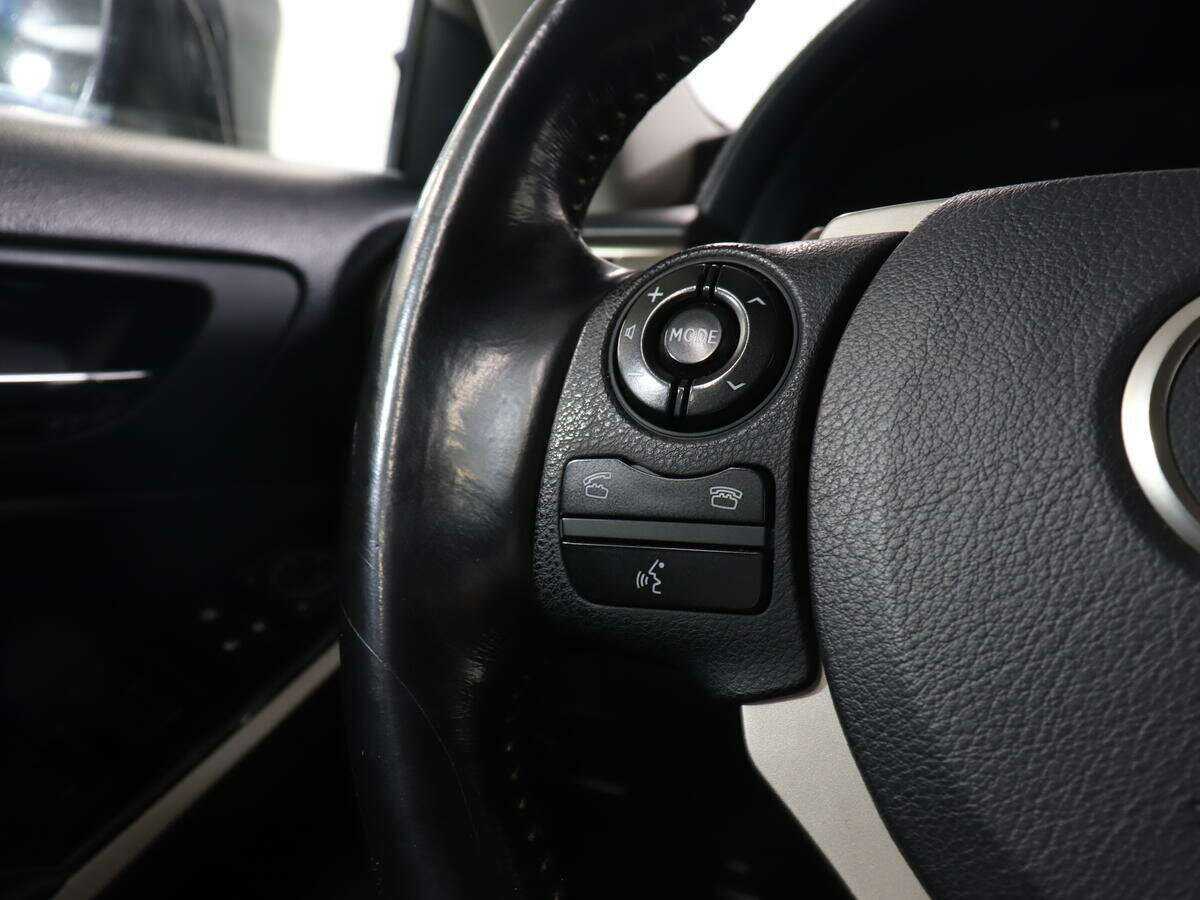 Лексус ИС б/у, 2015, Автоматическая. Фото: #11