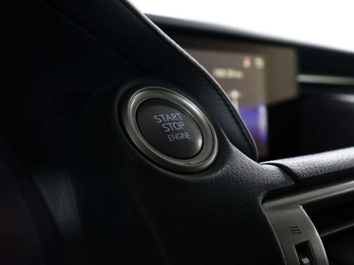 Лексус ИС б/у, 2015, Автоматическая. Фото: #18