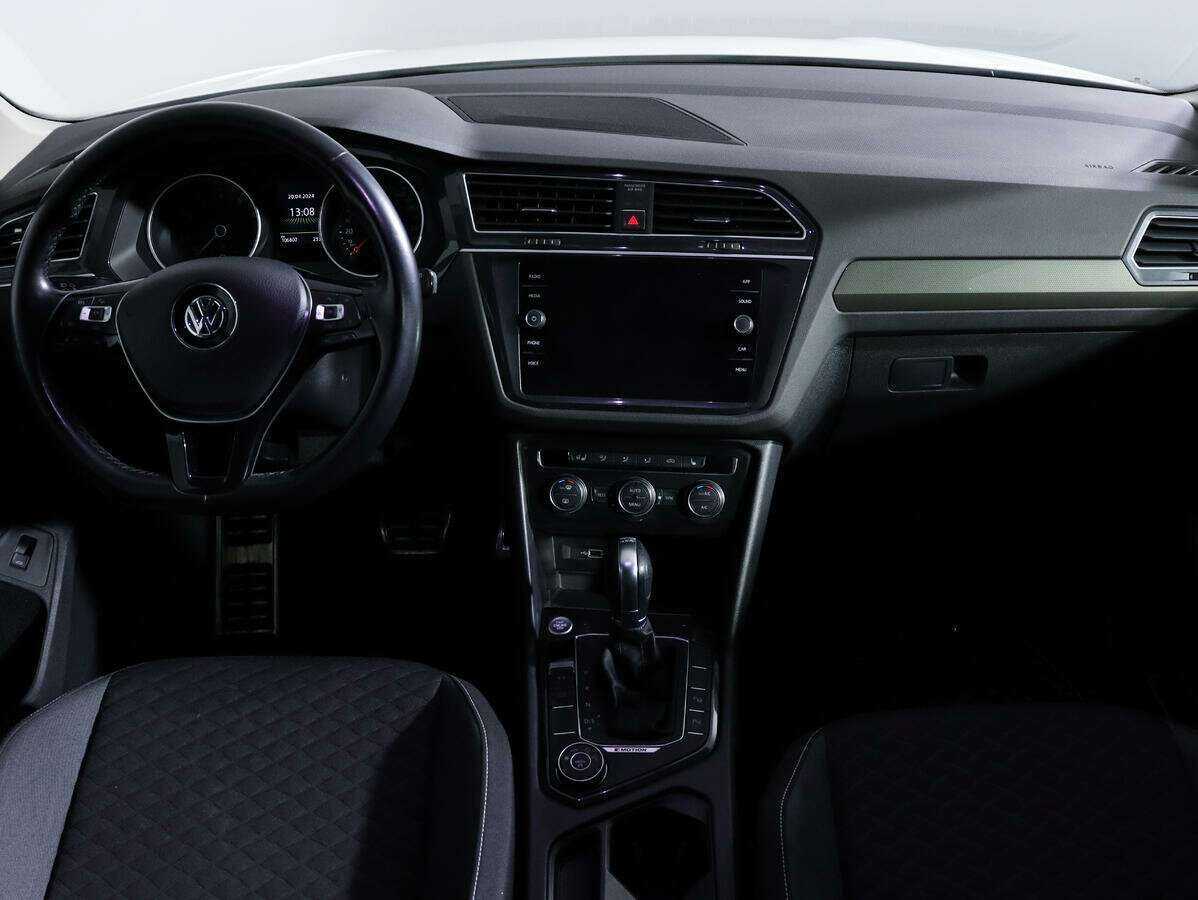 Volkswagen Tiguan б/у, 2018, Роботизированная. Фото: #10