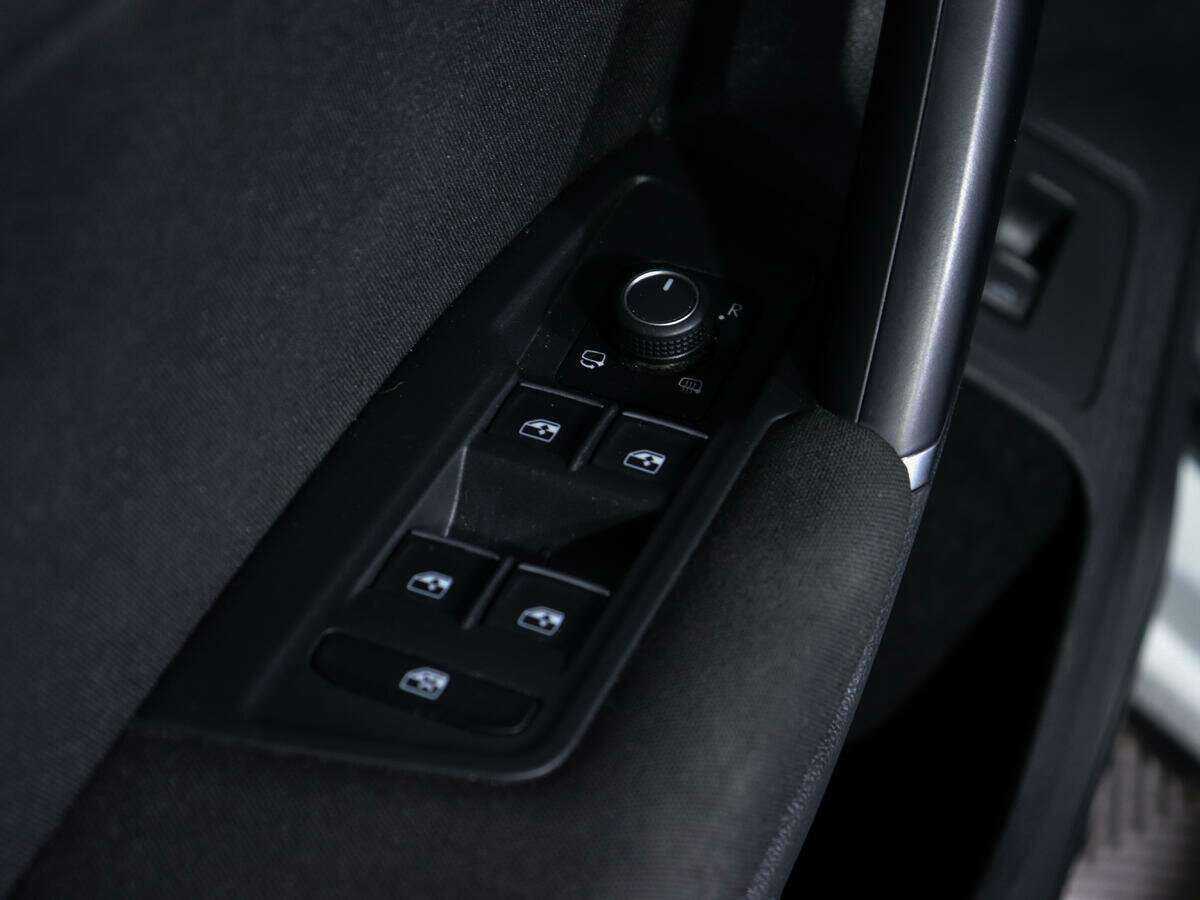 Volkswagen Tiguan б/у, 2018, Роботизированная. Фото: #14