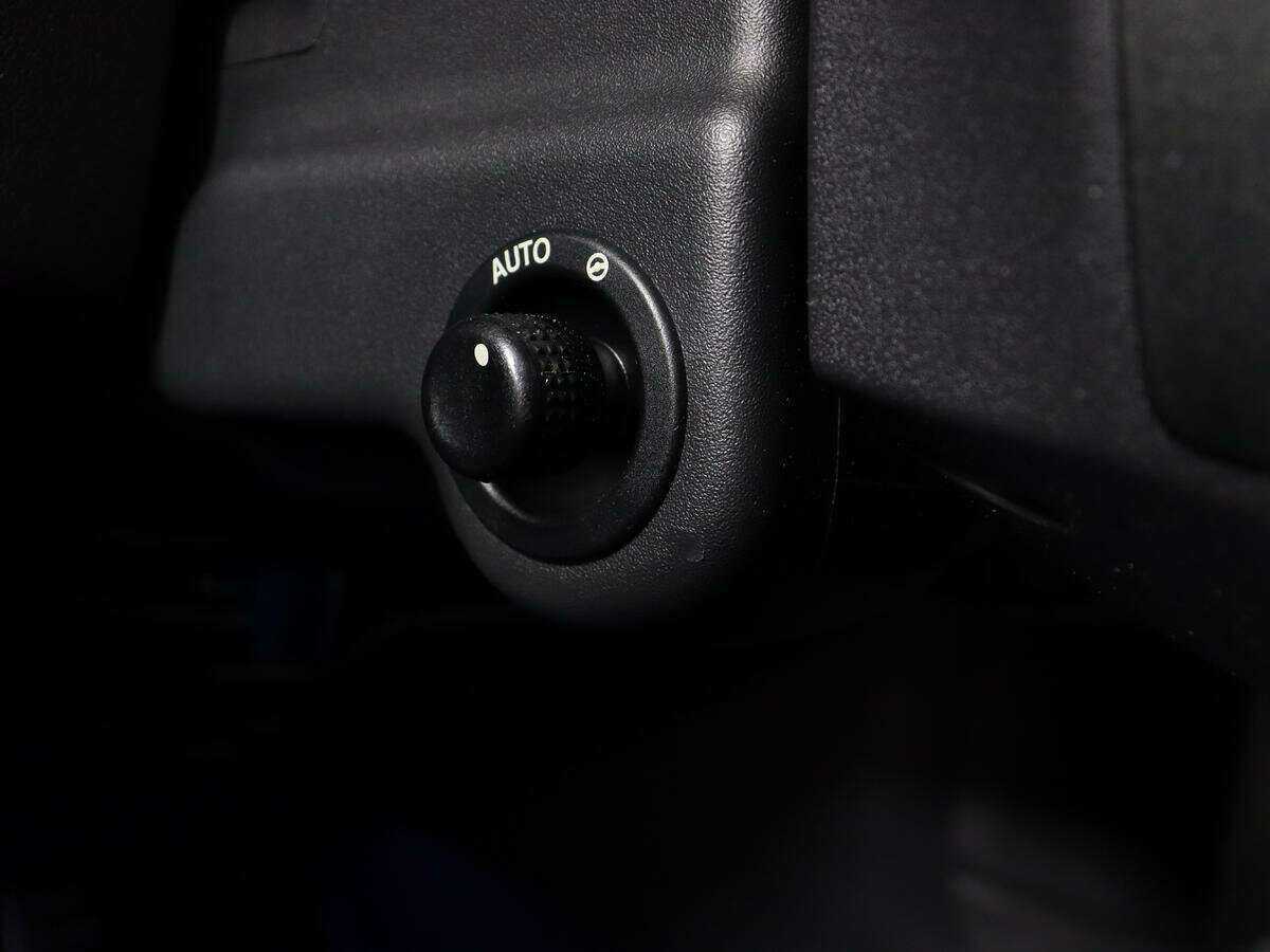 Лэнд Ровер Дискавери б/у, 2013, Автоматическая. Фото: #20