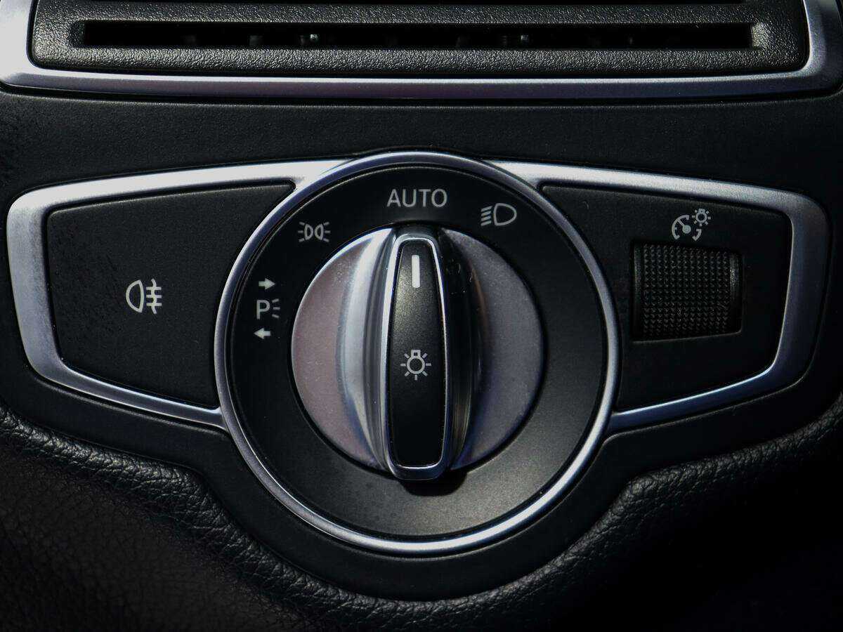 Мерседес-Бенц Ц-Класс б/у, 2018, Автоматическая. Фото: #12