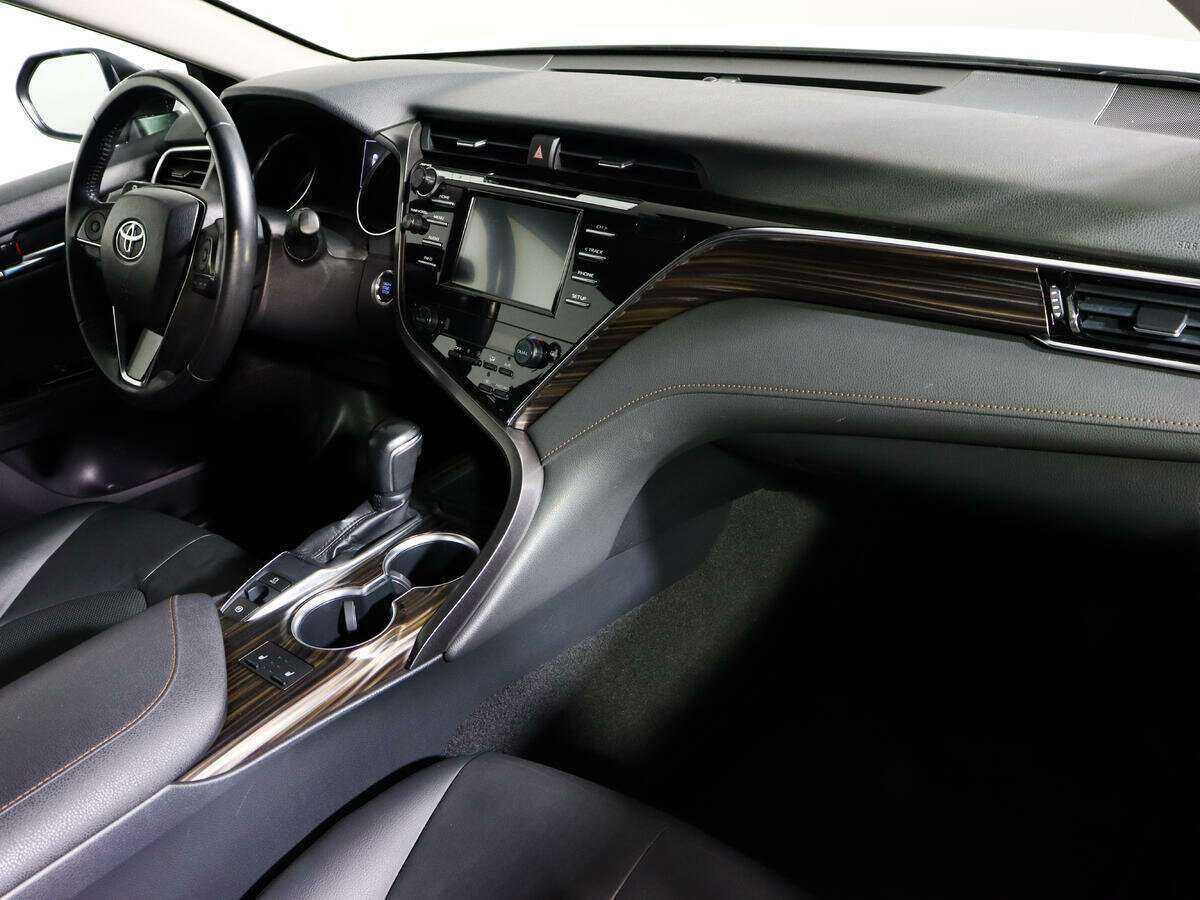 Тойота Камри б/у, 2018, Автоматическая. Фото: #8