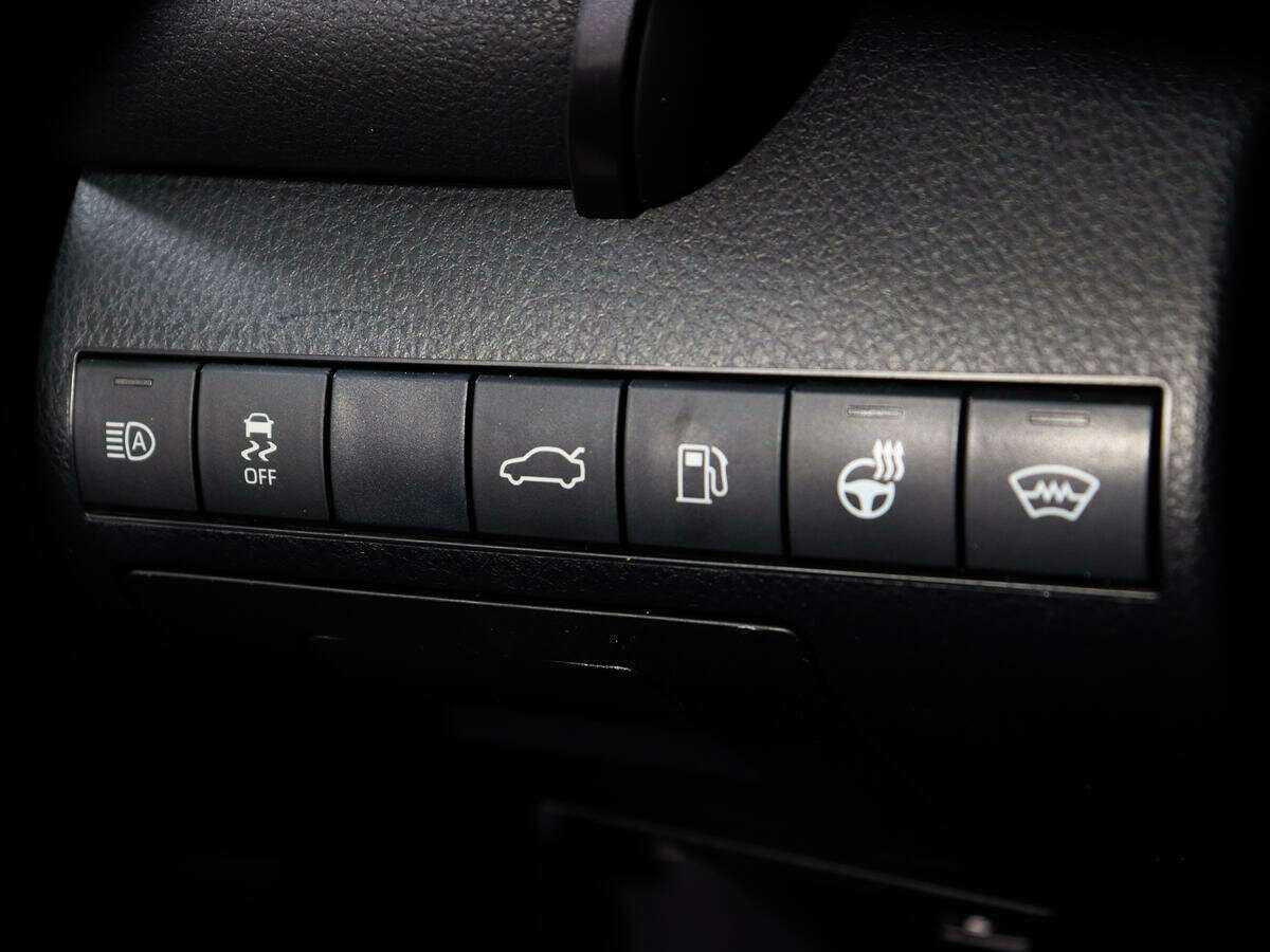 Тойота Камри б/у, 2018, Автоматическая. Фото: #18