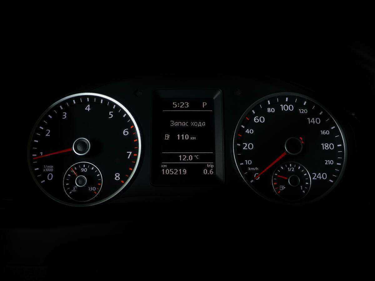 Volkswagen Tiguan б/у, 2012, Автоматическая. Фото: #7