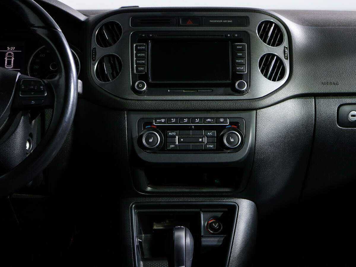Volkswagen Tiguan б/у, 2012, Автоматическая. Фото: #9