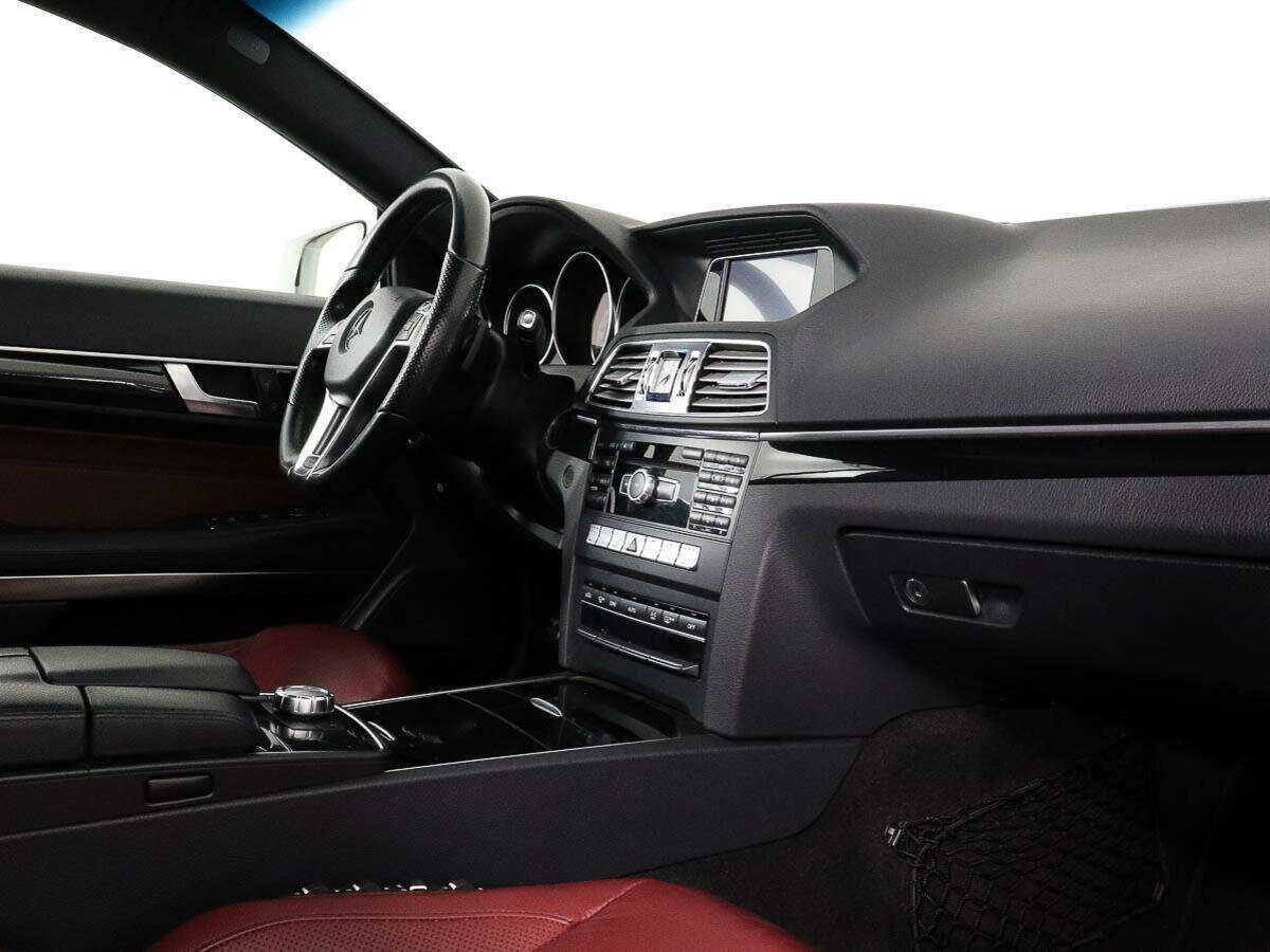 Мерседес-Бенц Е-Класс б/у, 2014, Автоматическая. Фото: #5