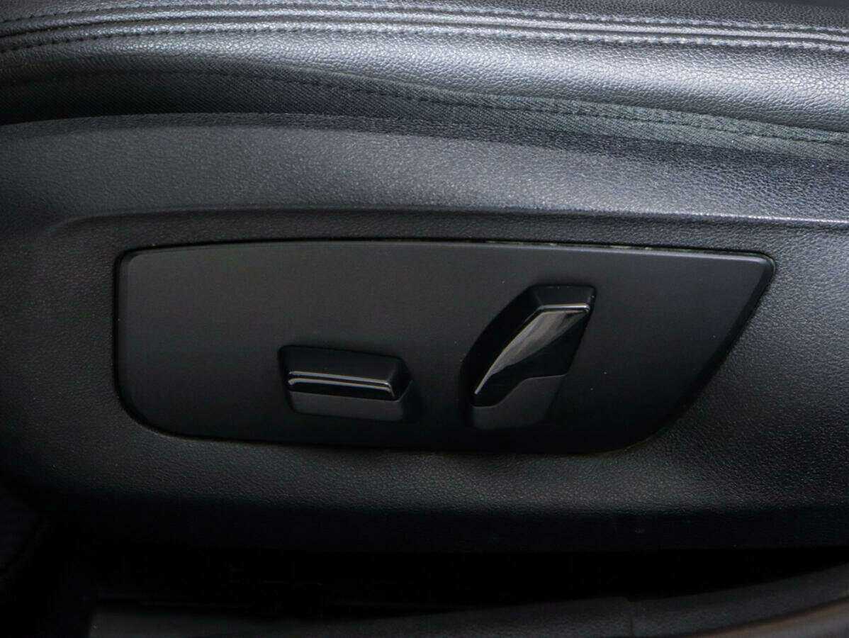 БМВ 5 серии б/у, 2018, Автоматическая. Фото: #13