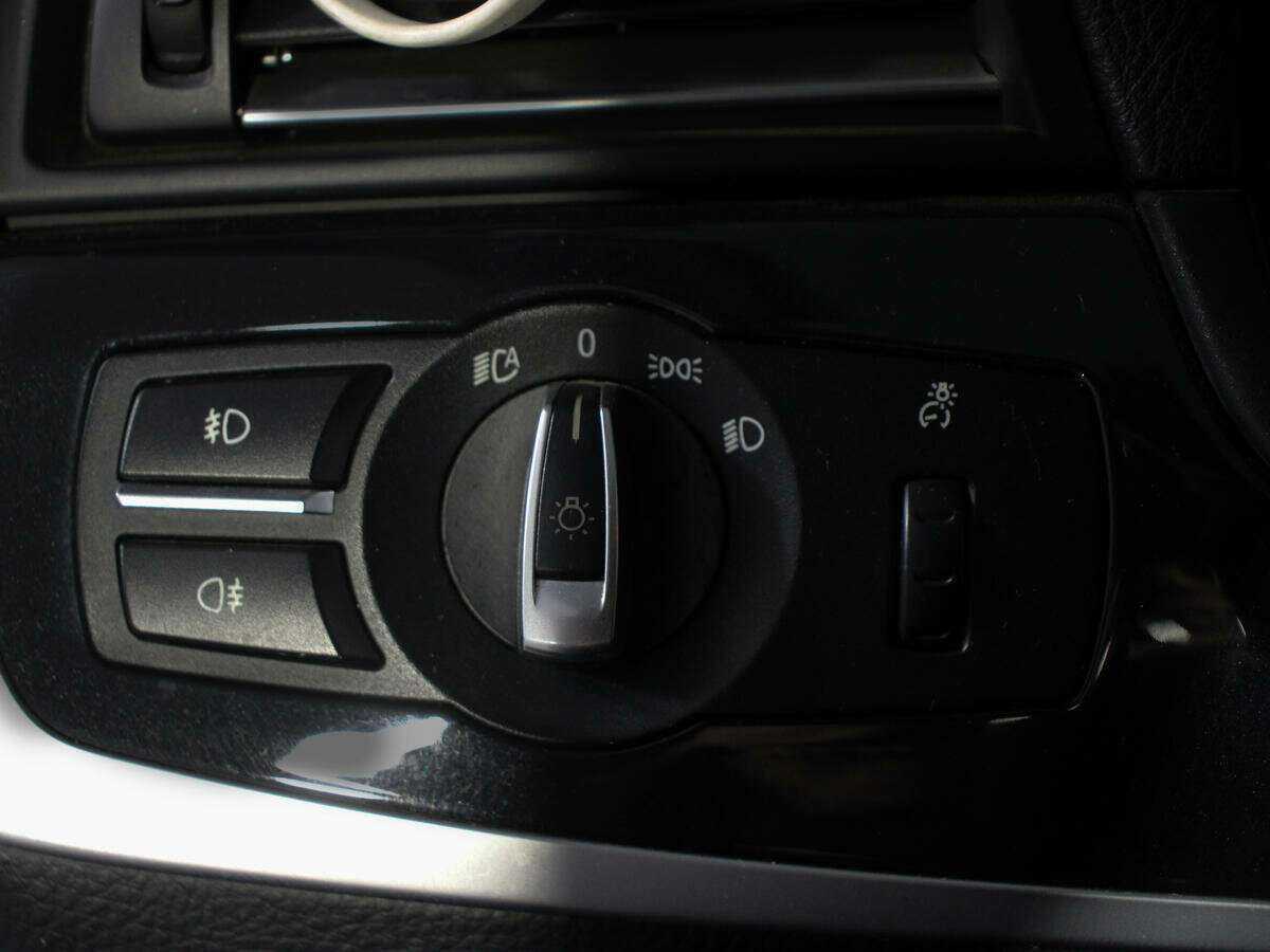 БМВ 5 серии б/у, 2012, Автоматическая. Фото: #15