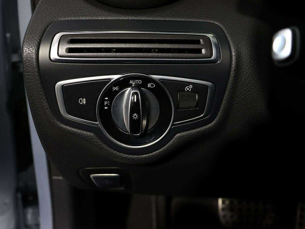 Мерседес-Бенц Ц-Класс б/у, 2015, Автоматическая. Фото: #17