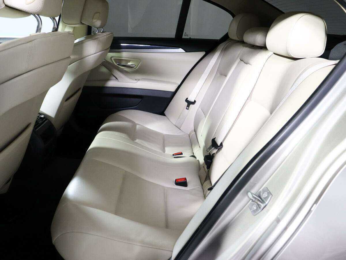 БМВ 5 серии б/у, 2012, Автоматическая. Фото: #6