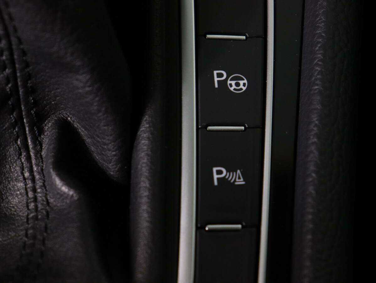 Volkswagen Golf б/у, 2013, Роботизированная. Фото: #19