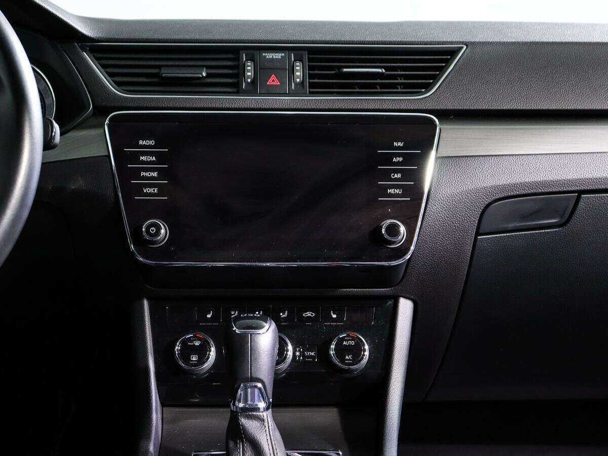 Skoda Superb б/у, 2020, Роботизированная. Фото: #11