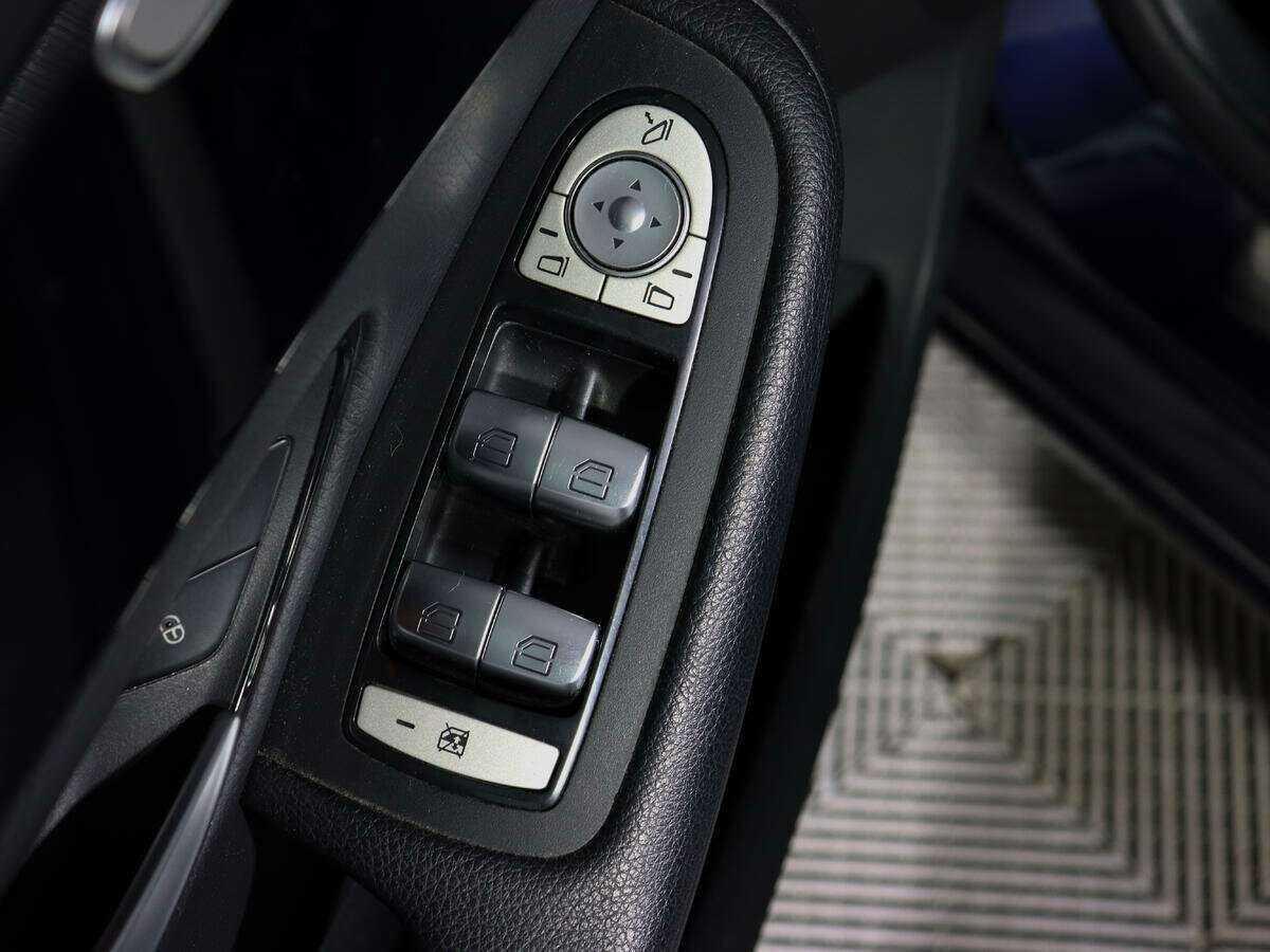 Мерседес-Бенц Ц-Класс б/у, 2018, Автоматическая. Фото: #12