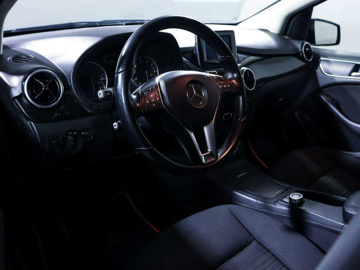 Mercedes-Benz B-Класс б/у, 2013, Роботизированная. Фото: #11