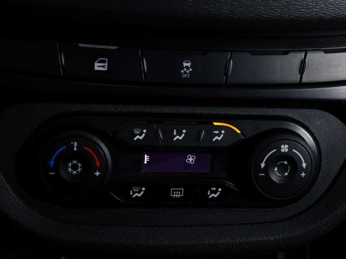 Лада (ВАЗ) Веста б/у, 2019, Роботизированная. Фото: #15