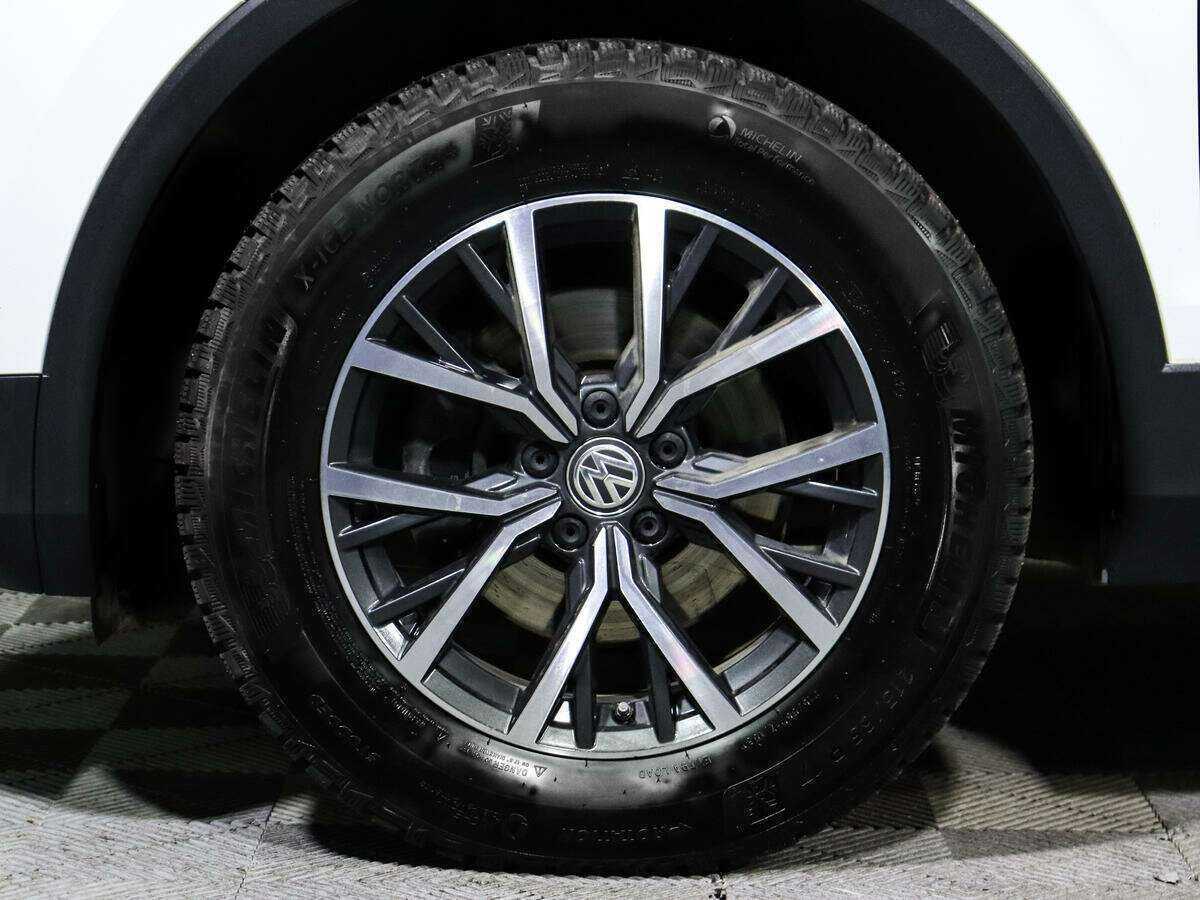 Volkswagen Tiguan б/у, 2020, Роботизированная. Фото: #16