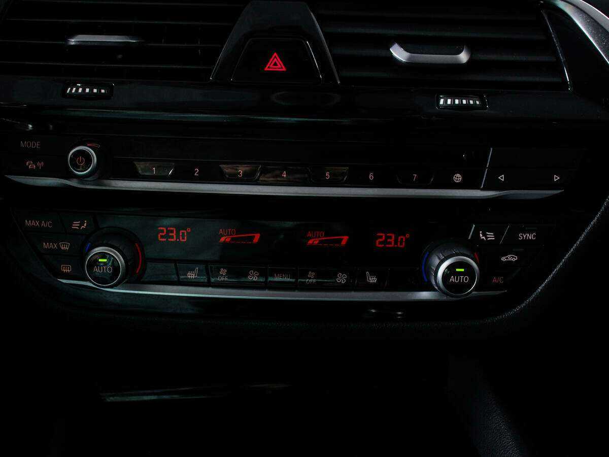 БМВ 5 серии б/у, 2017, Автоматическая. Фото: #13