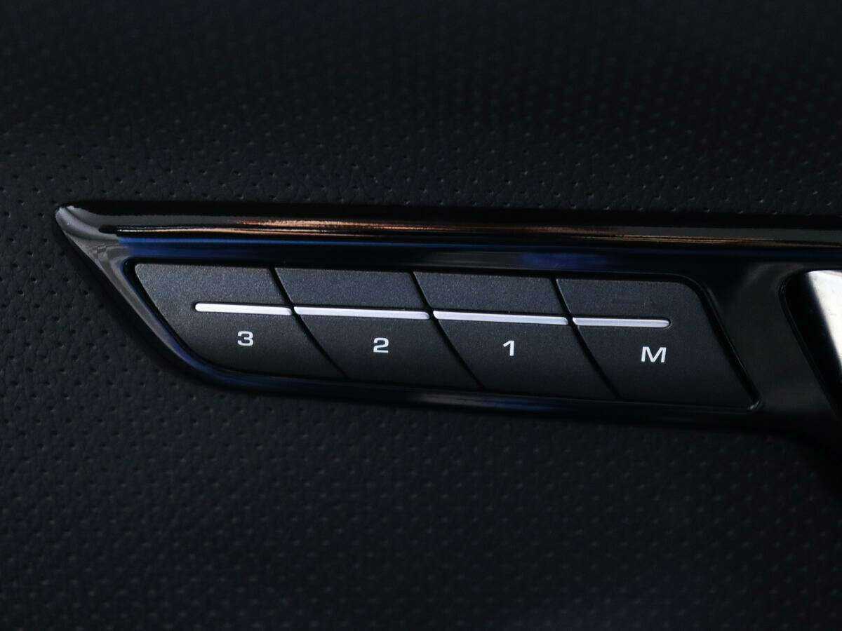 Land Rover Range Rover Evoque б/у, 2015, Автоматическая. Фото: #18