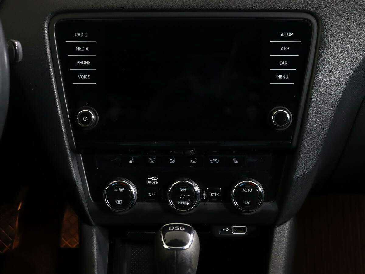 Шкода Октавия б/у, 2019, Роботизированная. Фото: #11