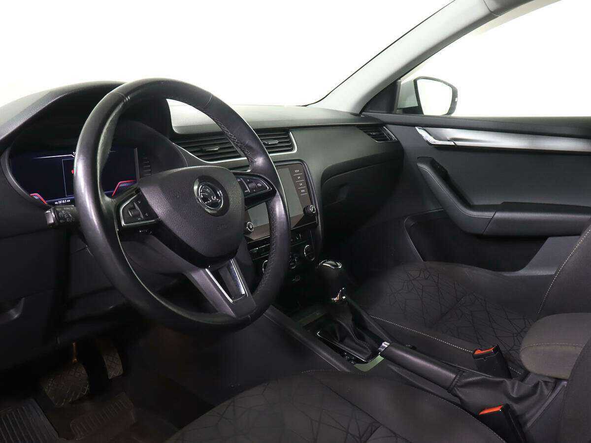 Шкода Октавия б/у, 2019, Роботизированная. Фото: #12