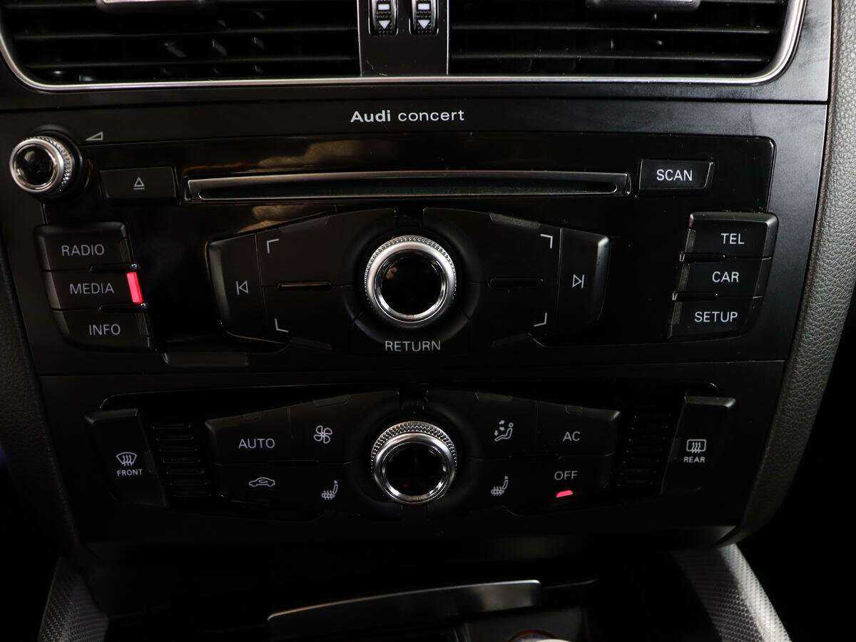 Ауди К5 б/у, 2013, Роботизированная. Фото: #17