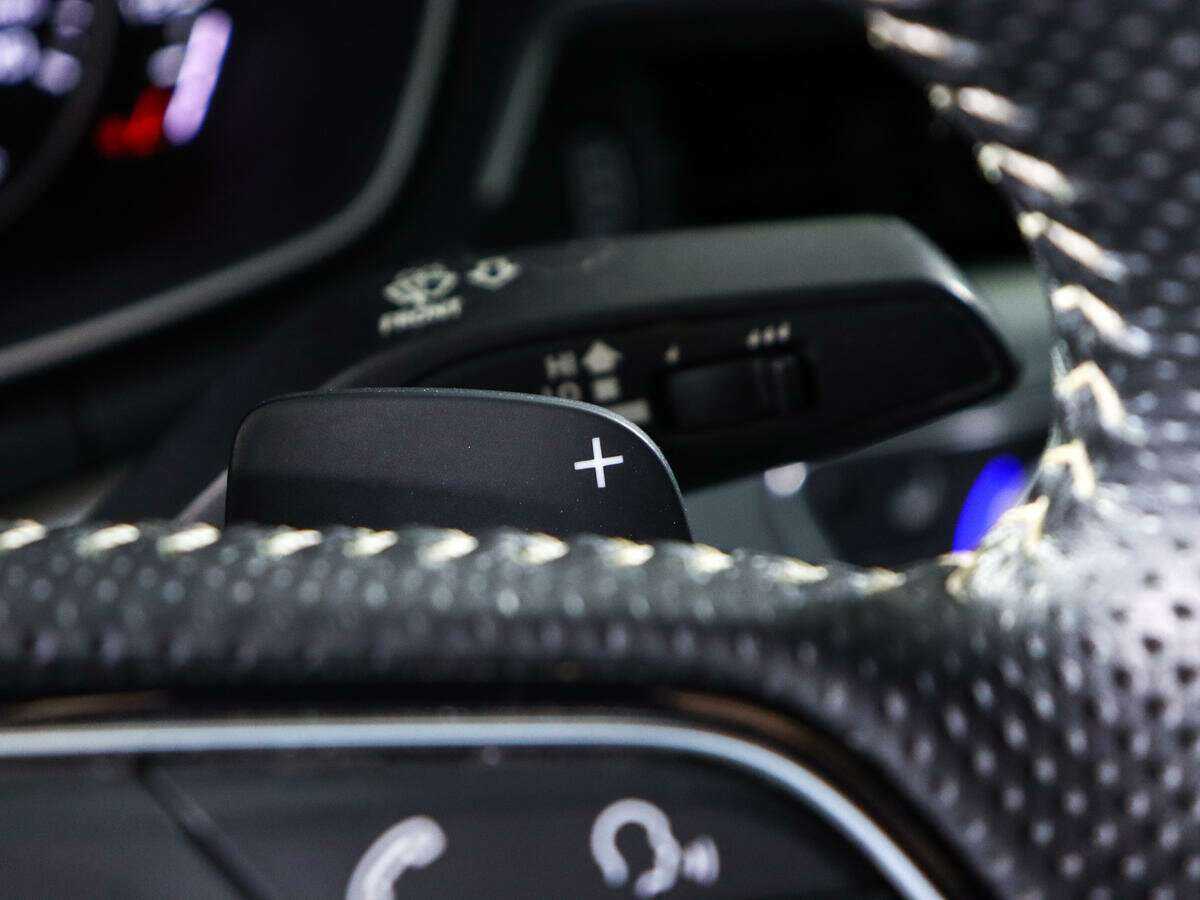 Ауди А4 б/у, 2017, Роботизированная. Фото: #15