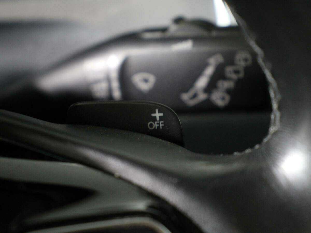 Volkswagen Touareg б/у, 2015, Автоматическая. Фото: #20