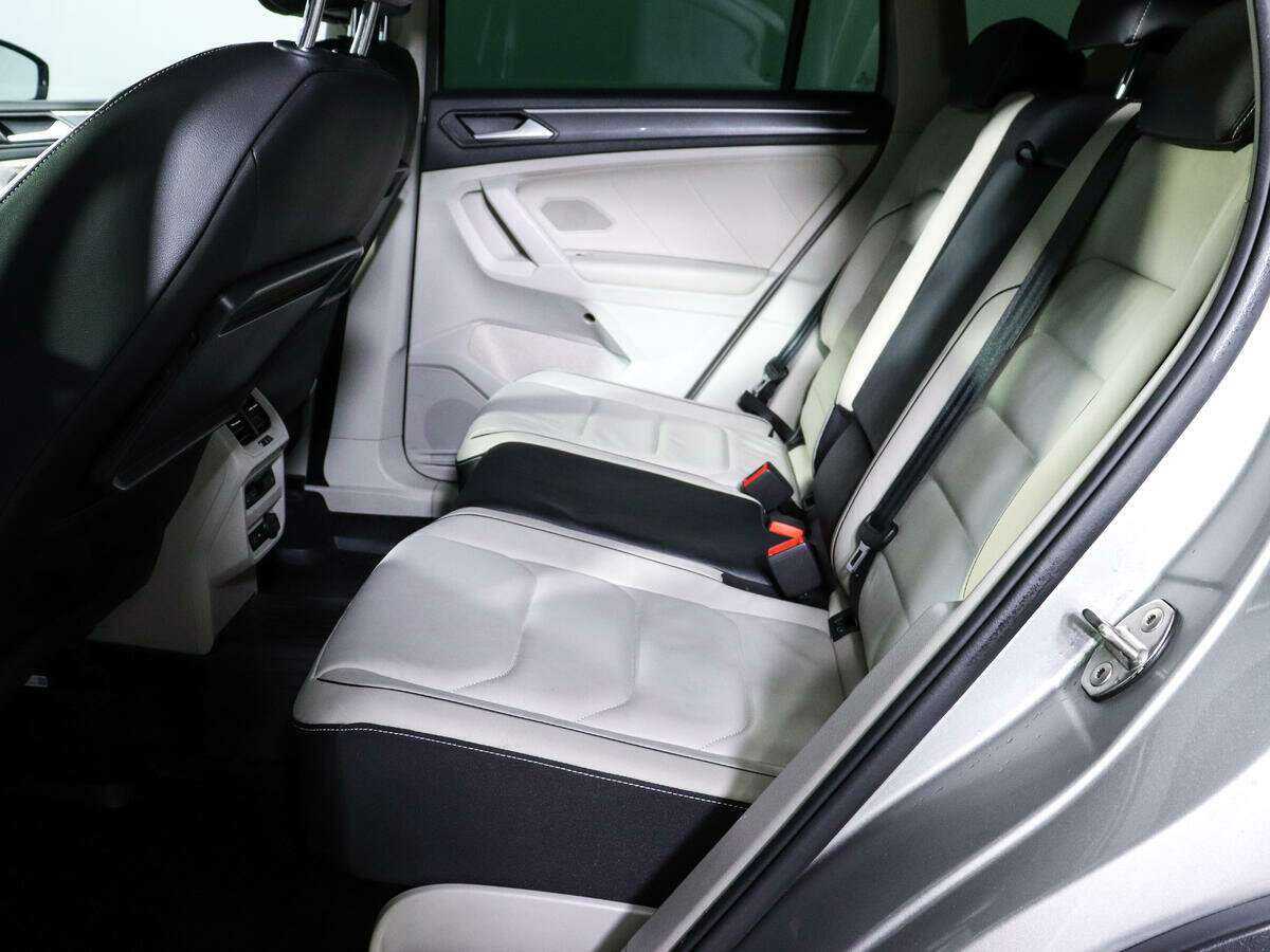 Volkswagen Tiguan б/у, 2018, Роботизированная. Фото: #9