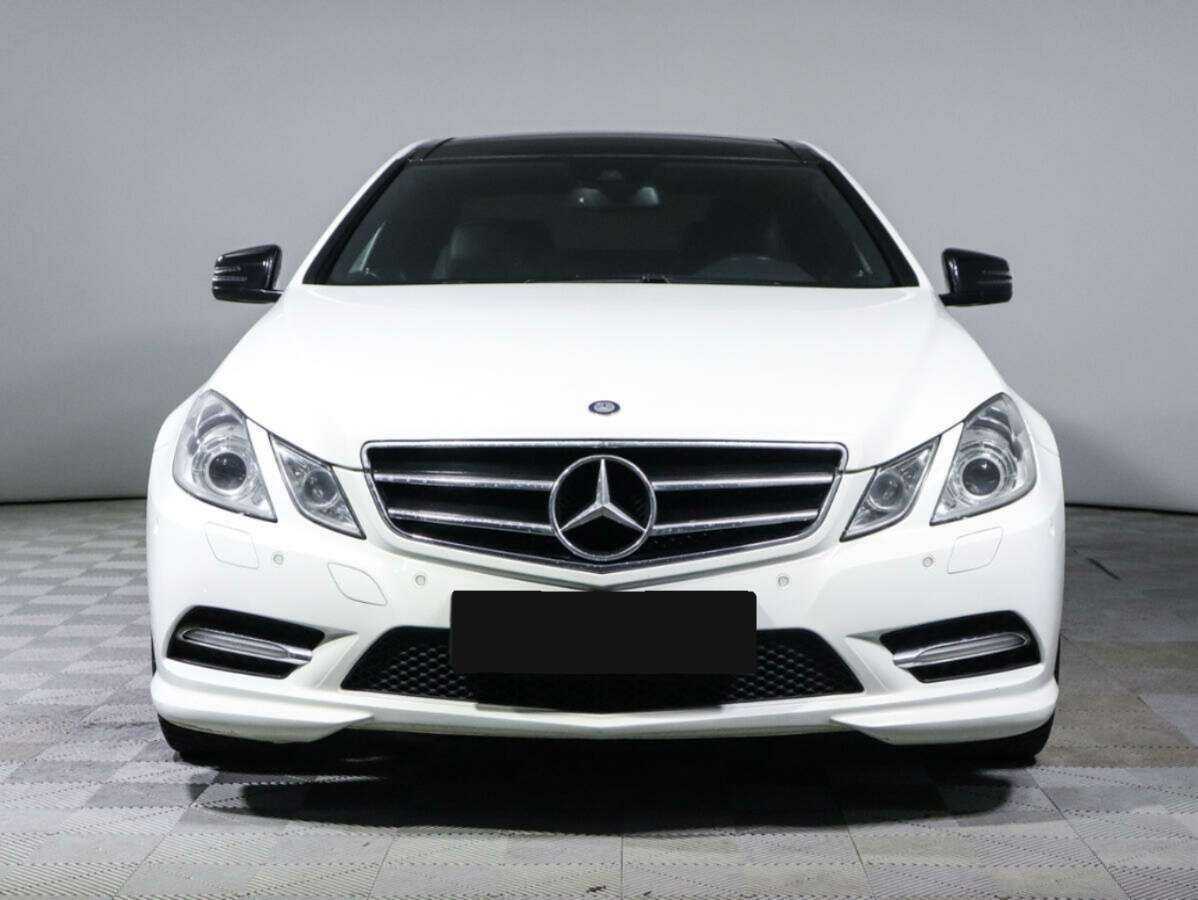 Мерседес-Бенц Е-Класс б/у, 2013, Автоматическая. Фото: #1