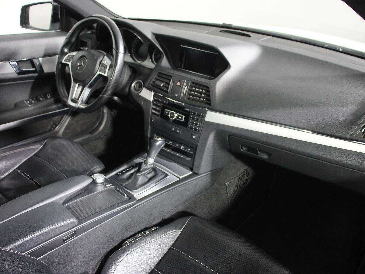 Мерседес-Бенц Е-Класс б/у, 2013, Автоматическая. Фото: #6