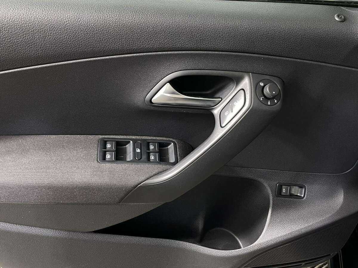 Фольксваген Поло б/у, 2019, Автоматическая. Фото: #6