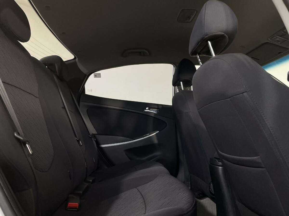 Хендай Солярис б/у, 2012, Автоматическая. Фото: #16