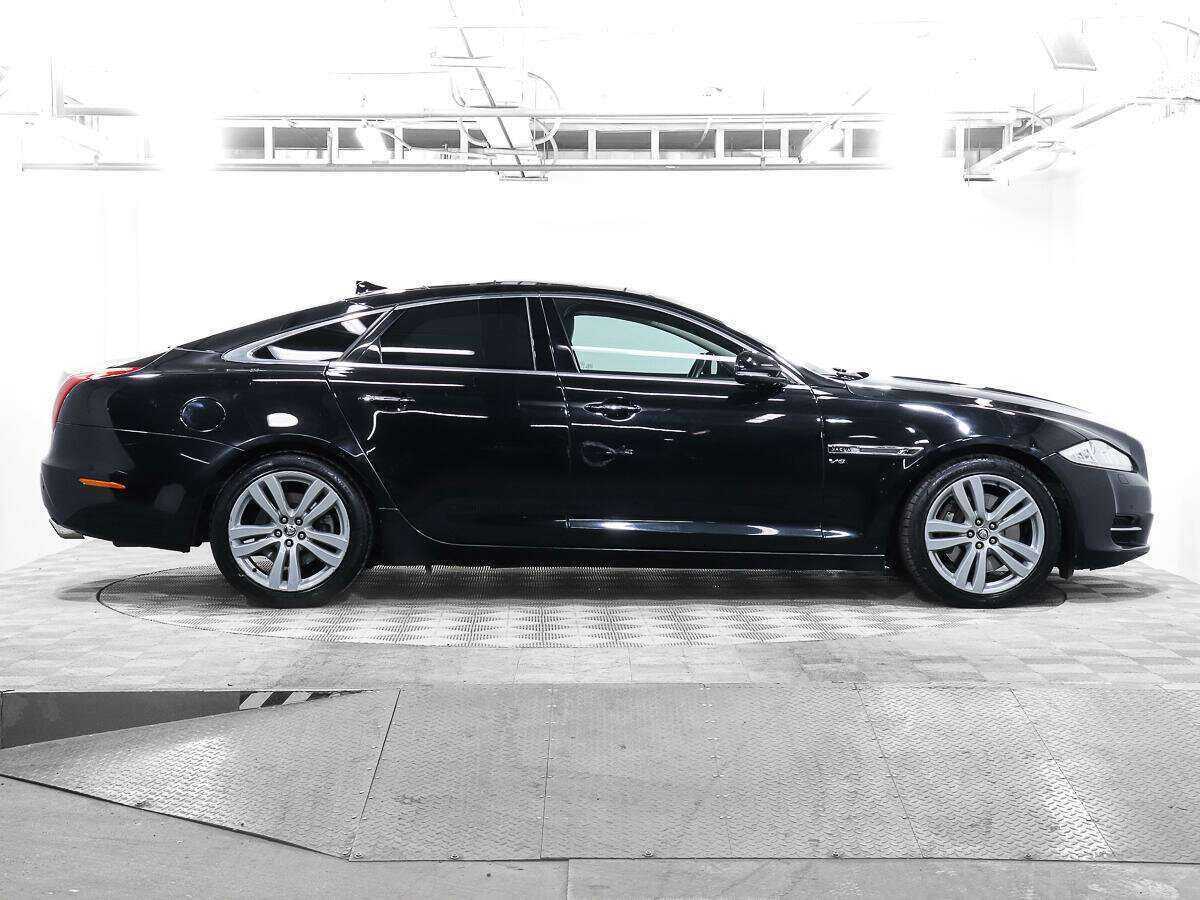 Jaguar XJ б/у, 2013, Автоматическая. Фото: #3