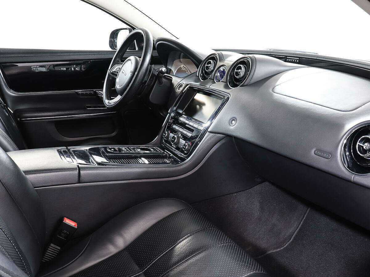 Jaguar XJ б/у, 2013, Автоматическая. Фото: #8