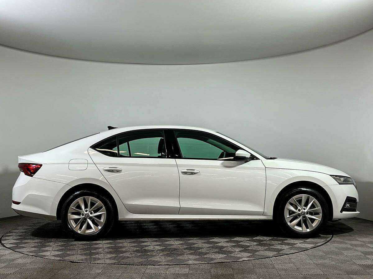 Шкода Октавия б/у, 2021, Роботизированная. Фото: #3