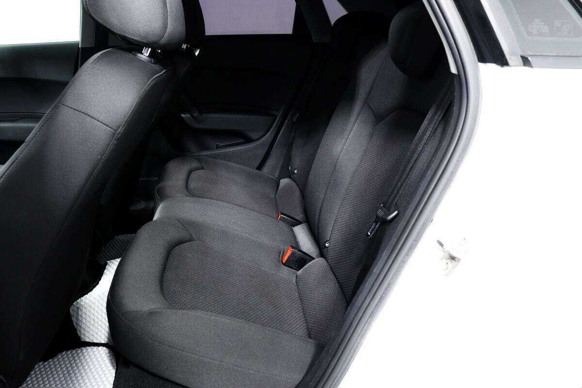 Audi A1 б/у, 2013, Роботизированная. Фото: #11