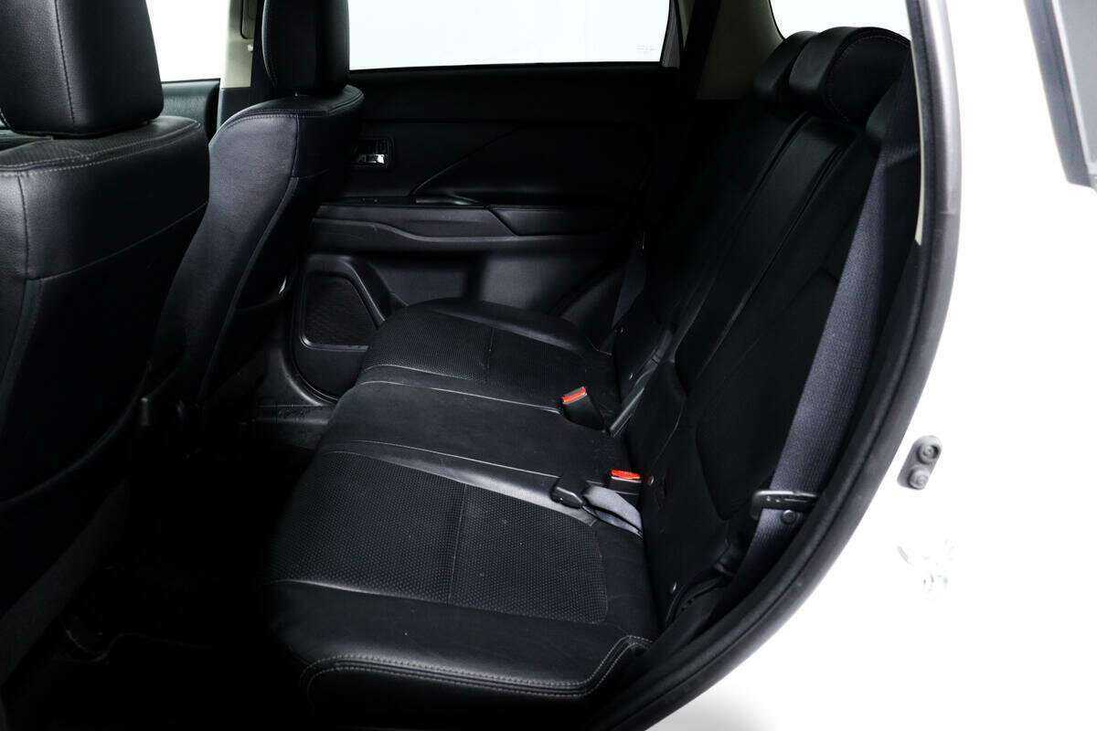 Митсубиши Оутлэндер б/у, 2018, Вариатор. Фото: #9