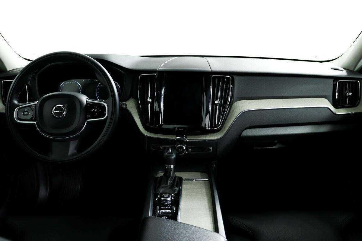 Вольво ИксЦ60 б/у, 2018, Автоматическая. Фото: #10