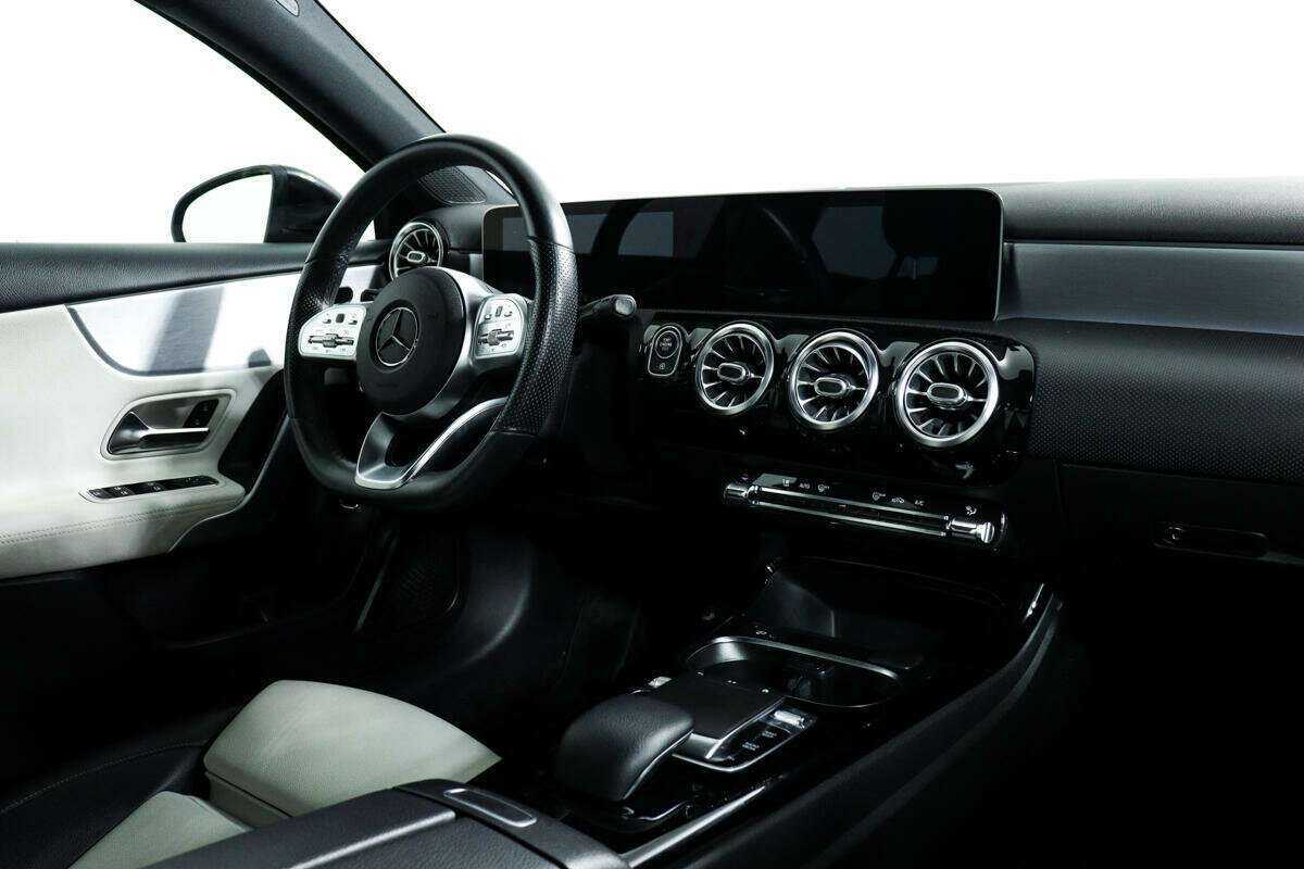 Mercedes-Benz A-Класс б/у, 2019, Роботизированная. Фото: #8