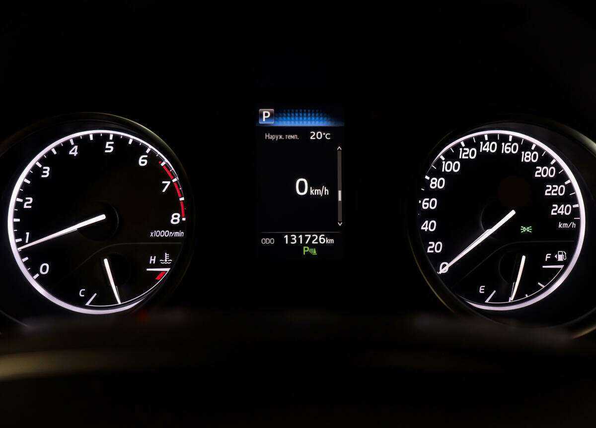 Тойота Камри б/у, 2018, Автоматическая. Фото: #9