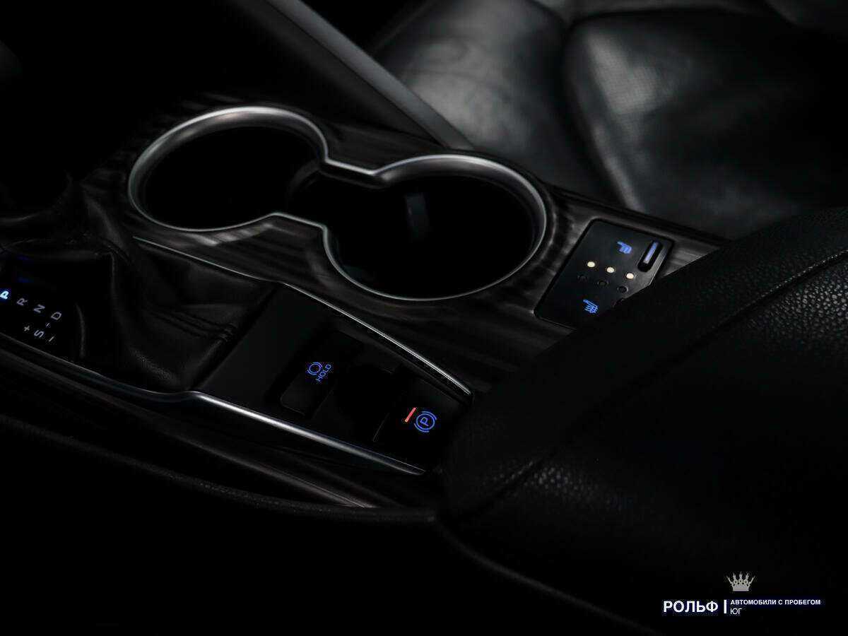 Тойота Камри б/у, 2018, Автоматическая. Фото: #12