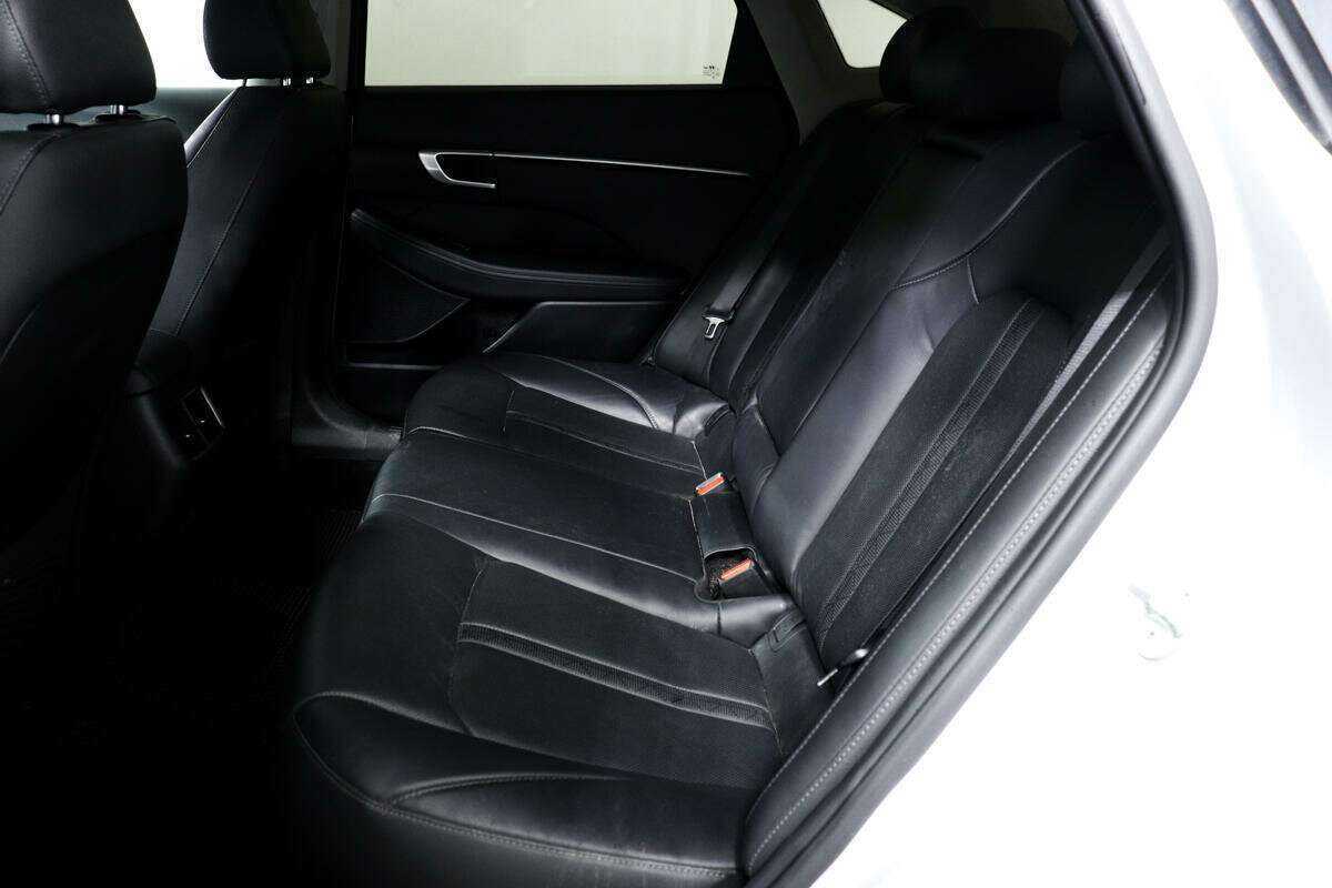 Hyundai Sonata б/у, 2020, Автоматическая. Фото: #11