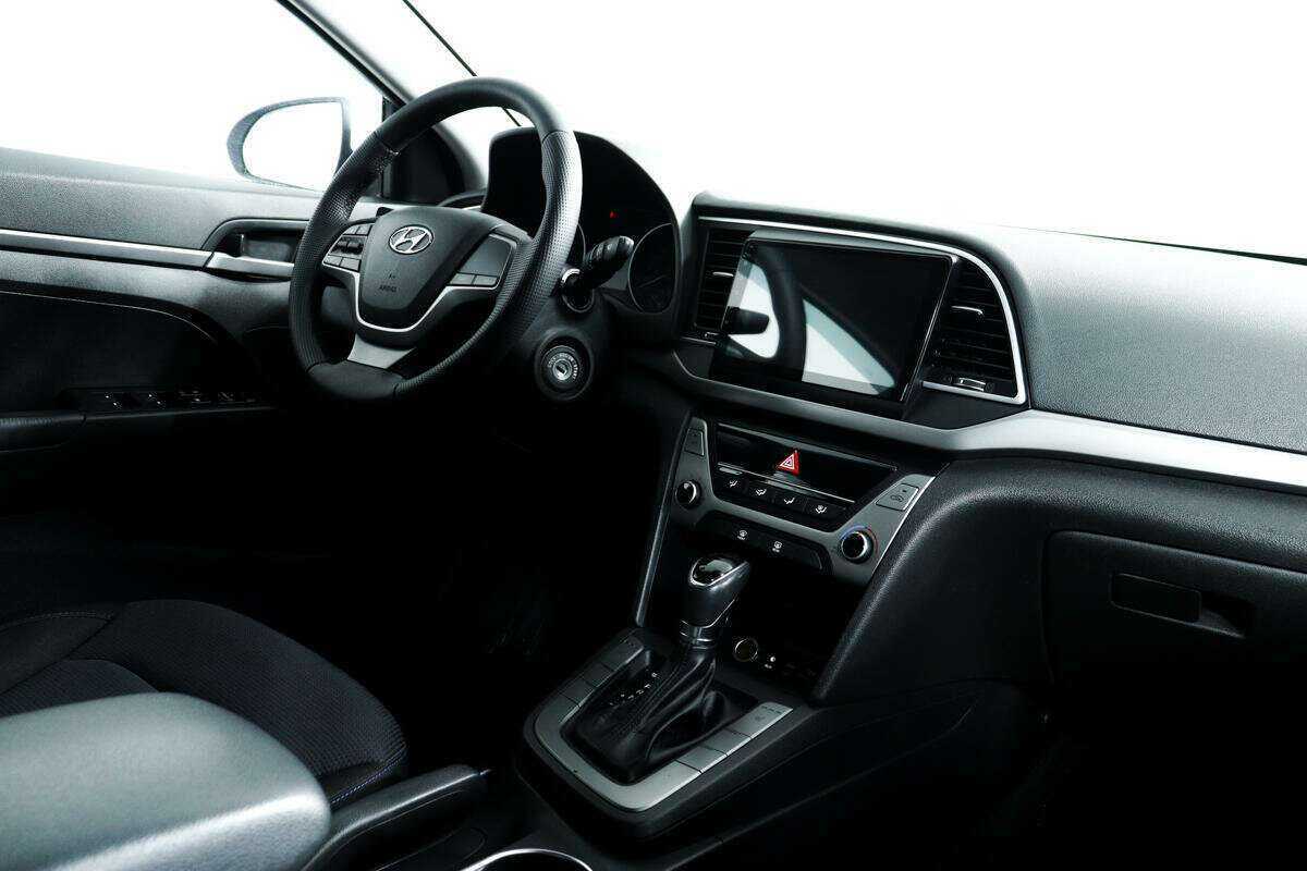 Hyundai Elantra б/у, 2018, Автоматическая. Фото: #8