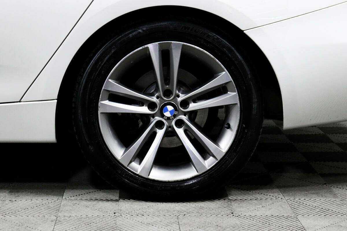 БМВ 3 серии б/у, 2013, Автоматическая. Фото: #13