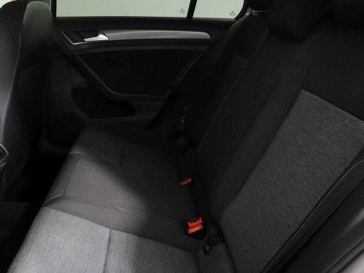 Volkswagen Golf б/у, 2014, Механическая. Фото: #6