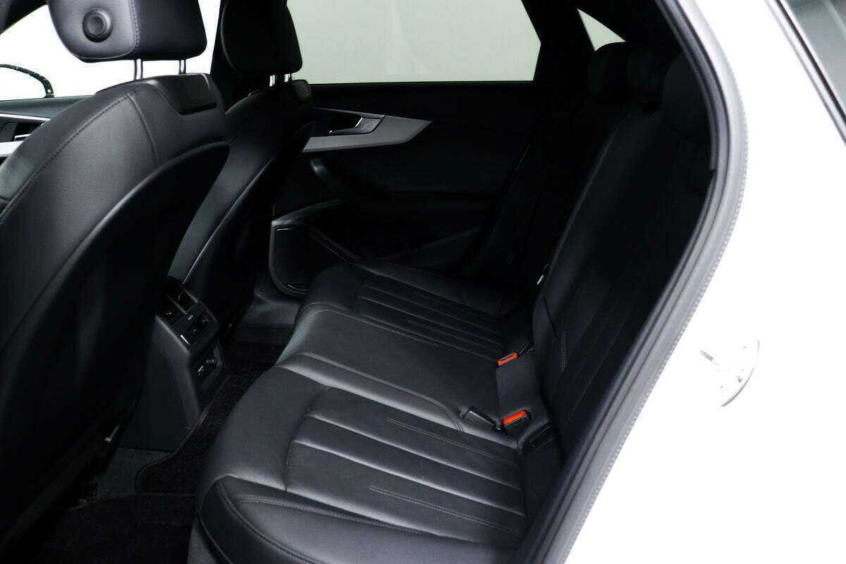 Ауди А4 б/у, 2019, Роботизированная. Фото: #11